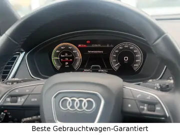 AUDI Q5 50 TFSI e  Quattro S-Line Garantie Scheckheft