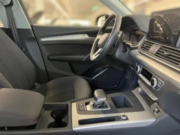 AUDI Q5 50 TFSI e quattro S tronic Navi VC DAB PDC Te