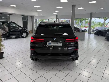 BMW X5 M60 i xD PANO-SKY STHZG H-K HUD ACC GLAS 360