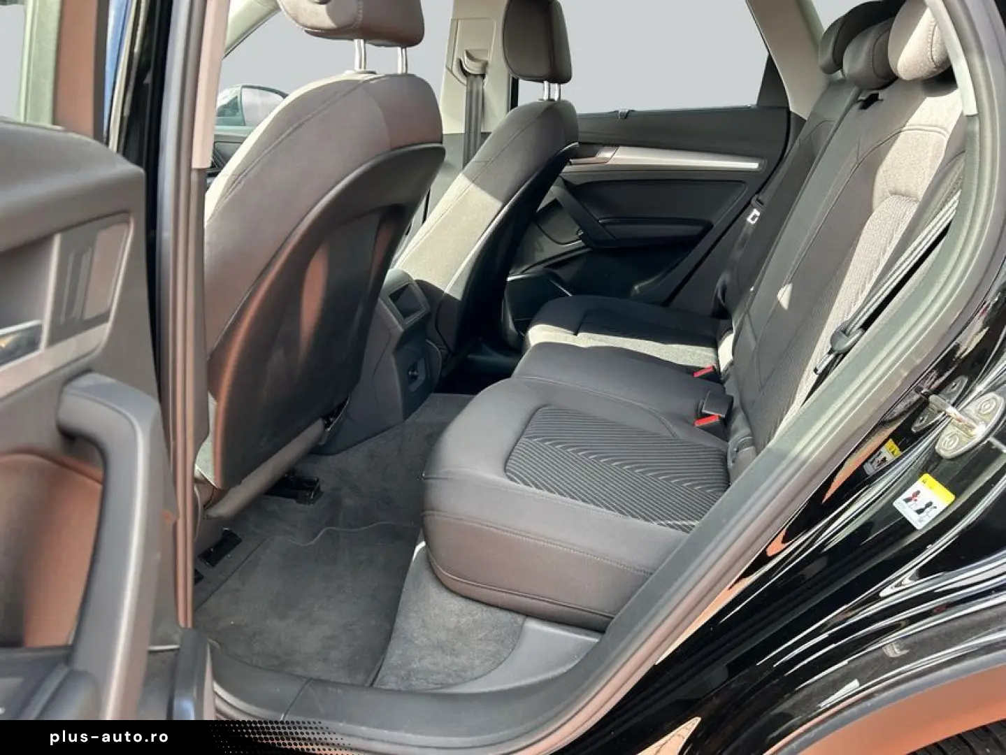 AUDI Q5 40 TDI quattro S tronic AHK Kamera LED Navi