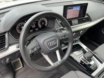 AUDI Q5 Advanced 40 TFSI quattro S tronic Pano AHZV