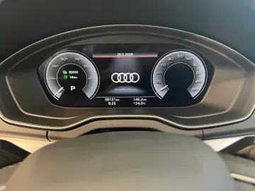 AUDI Q5 50TFSI e advanced quattro S tronic NAVI PANO
