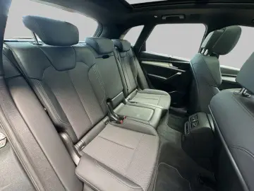 AUDI Q5 50 TFSI e quattro S line  MATRIX AHK SOUND  P