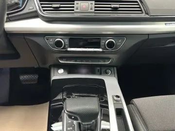 AUDI Q5 50 TFSI e quattro S line  MATRIX AHK SOUND  P