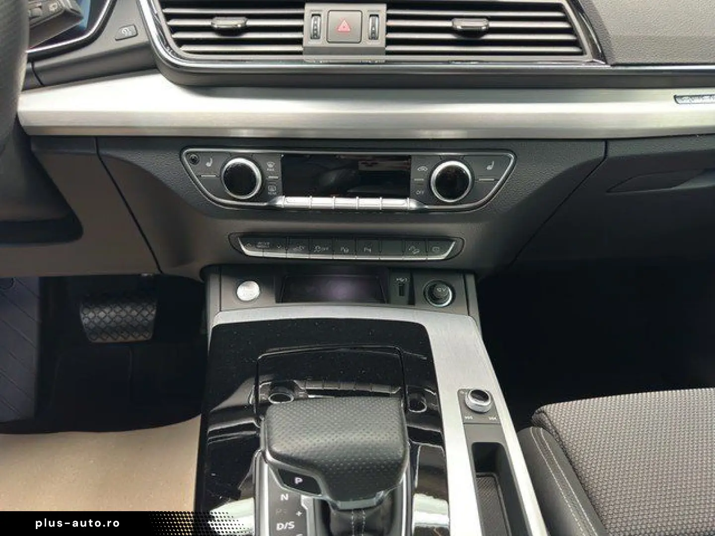 AUDI Q5 50 TFSI e quattro S line  MATRIX AHK SOUND  P