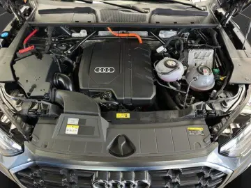 AUDI Q5 50 TFSI e quattro S line  MATRIX AHK SOUND  P