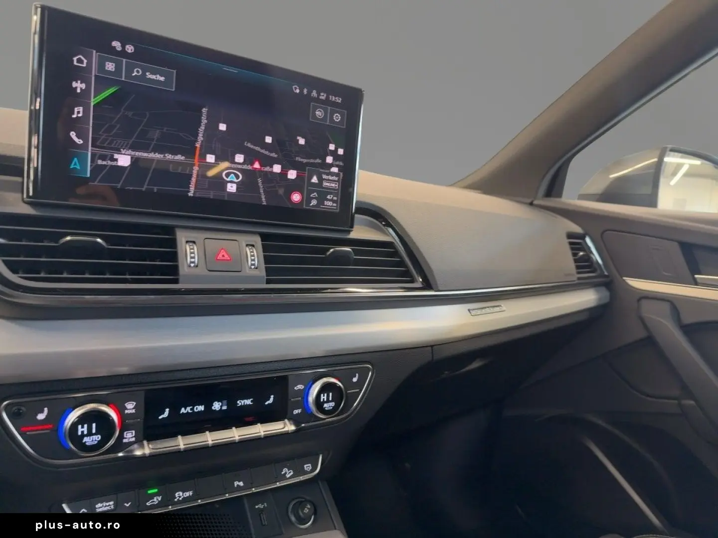 AUDI Q5 S line 55 2.0 TFSI e quattro virtual AHK Pano