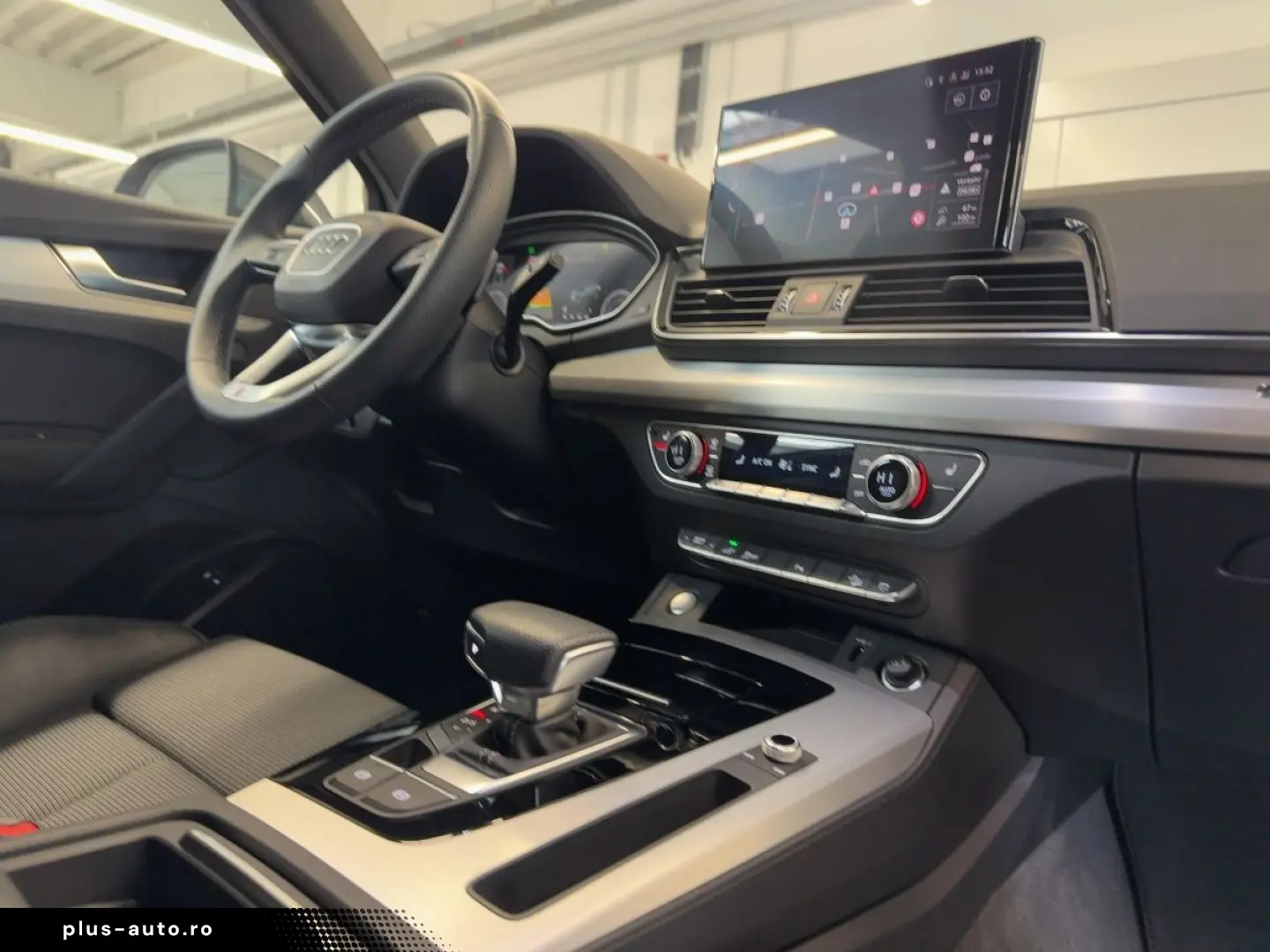 AUDI Q5 S line 55 2.0 TFSI e quattro virtual AHK Pano