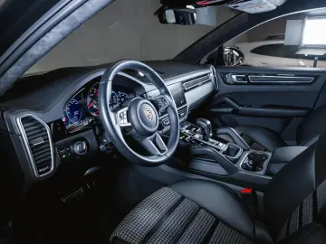 PORSCHE Cayenne GTS Coupé Leichtbau Sport Paket Carbon