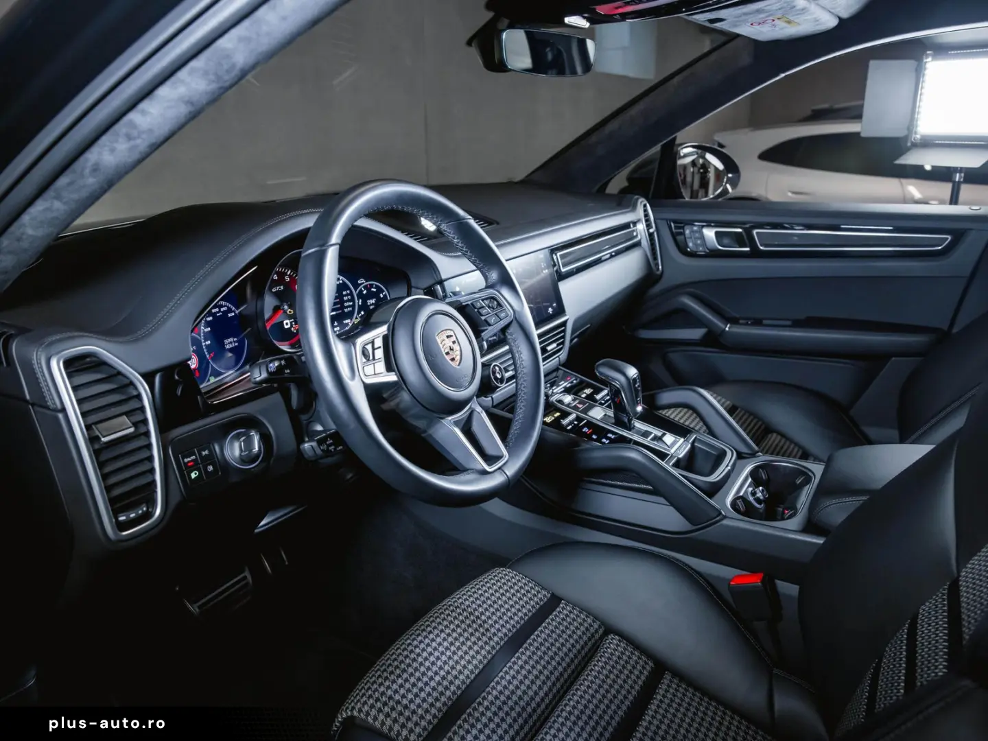 PORSCHE Cayenne GTS Coupé Leichtbau Sport Paket Carbon
