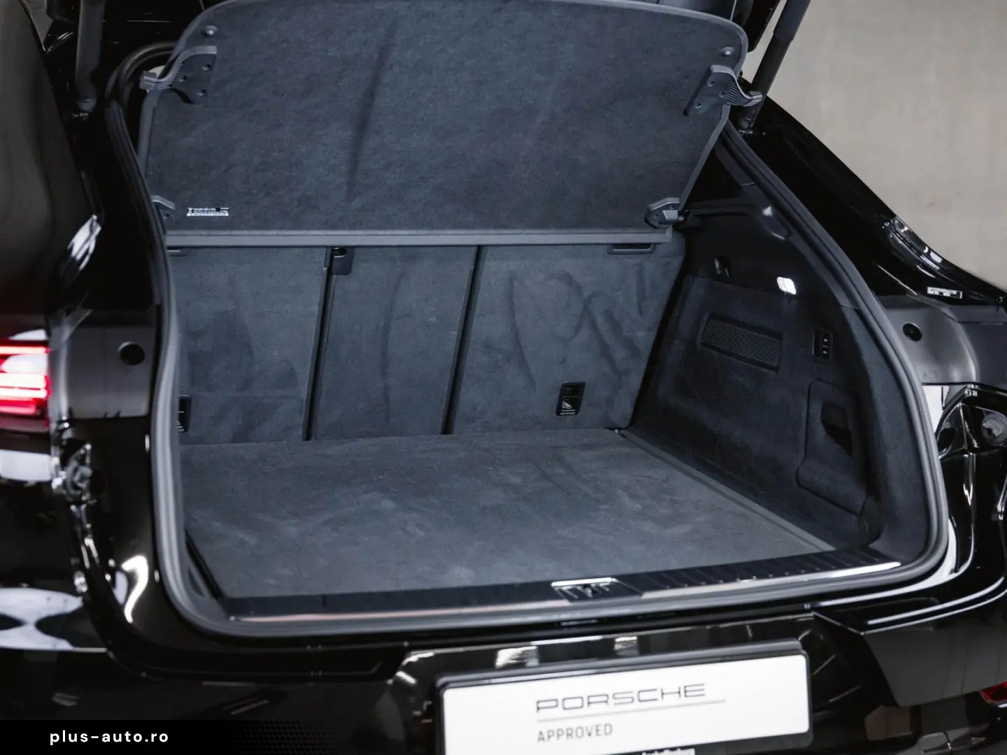 PORSCHE Cayenne GTS Coupé Leichtbau Sport Paket Carbon