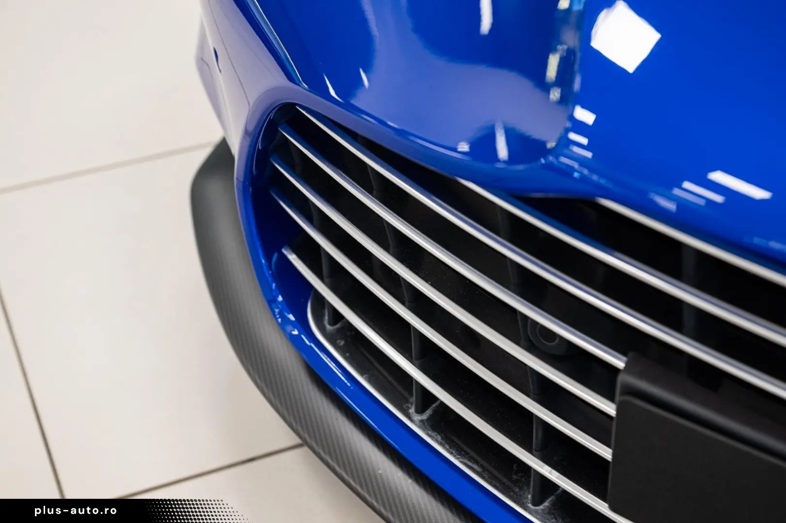 ASTON MARTIN Vanquish 2025 — imagine 18