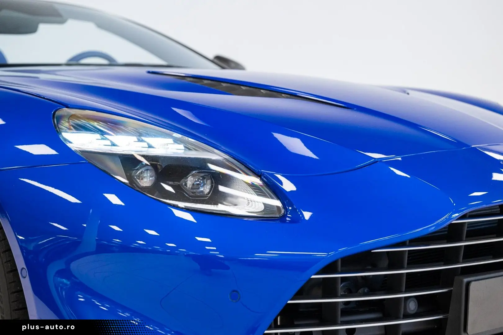 ASTON MARTIN Vanquish 2025 — imagine 22
