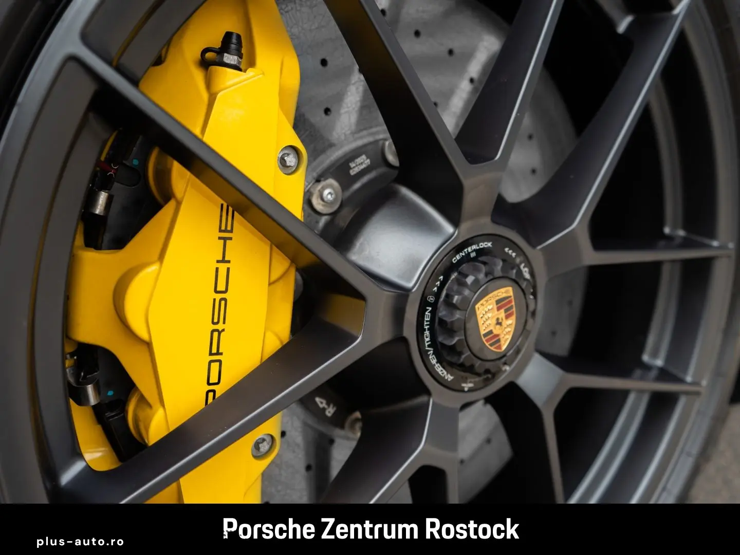 PORSCHE 992 911 Targa 4 GTS