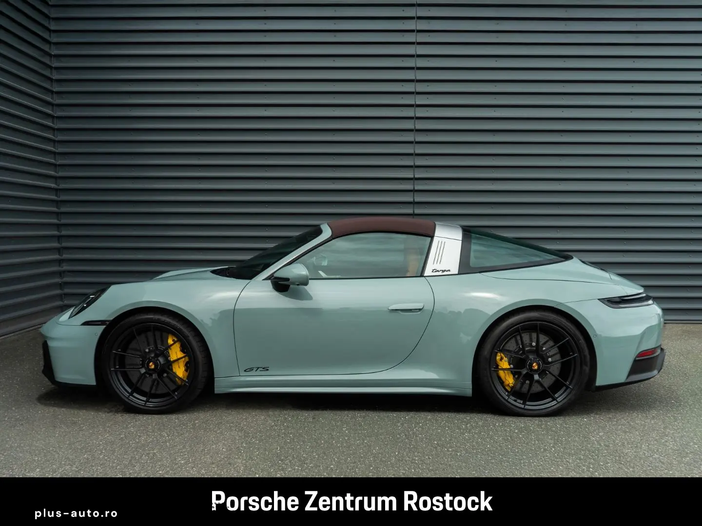 PORSCHE 992 911 Targa 4 GTS