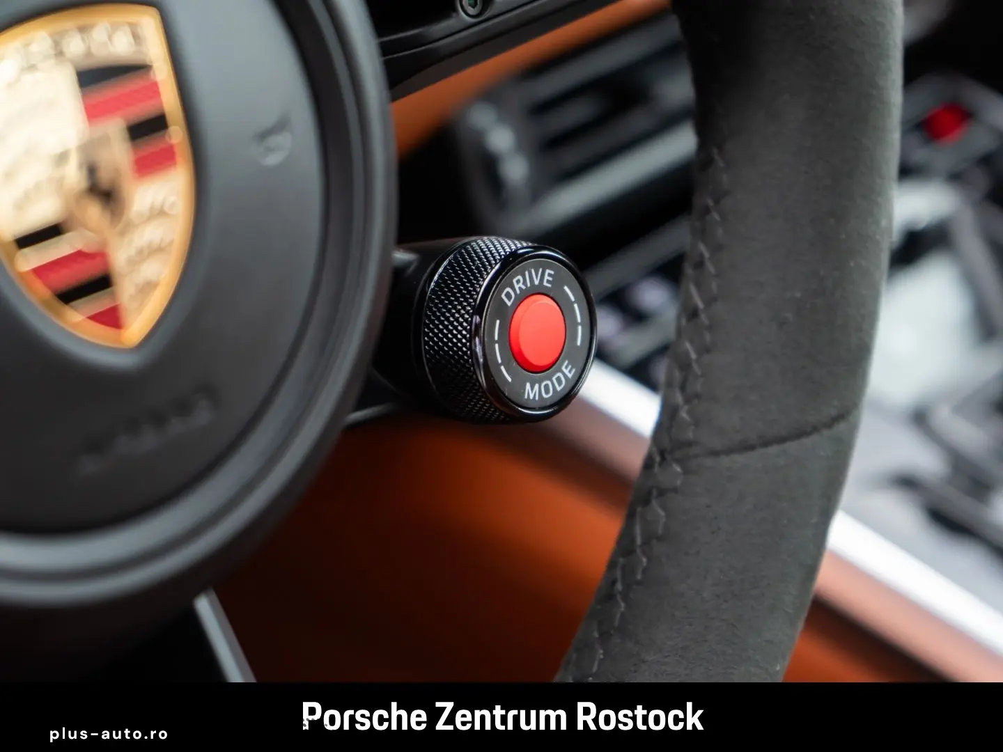 PORSCHE 992 911 Targa 4 GTS