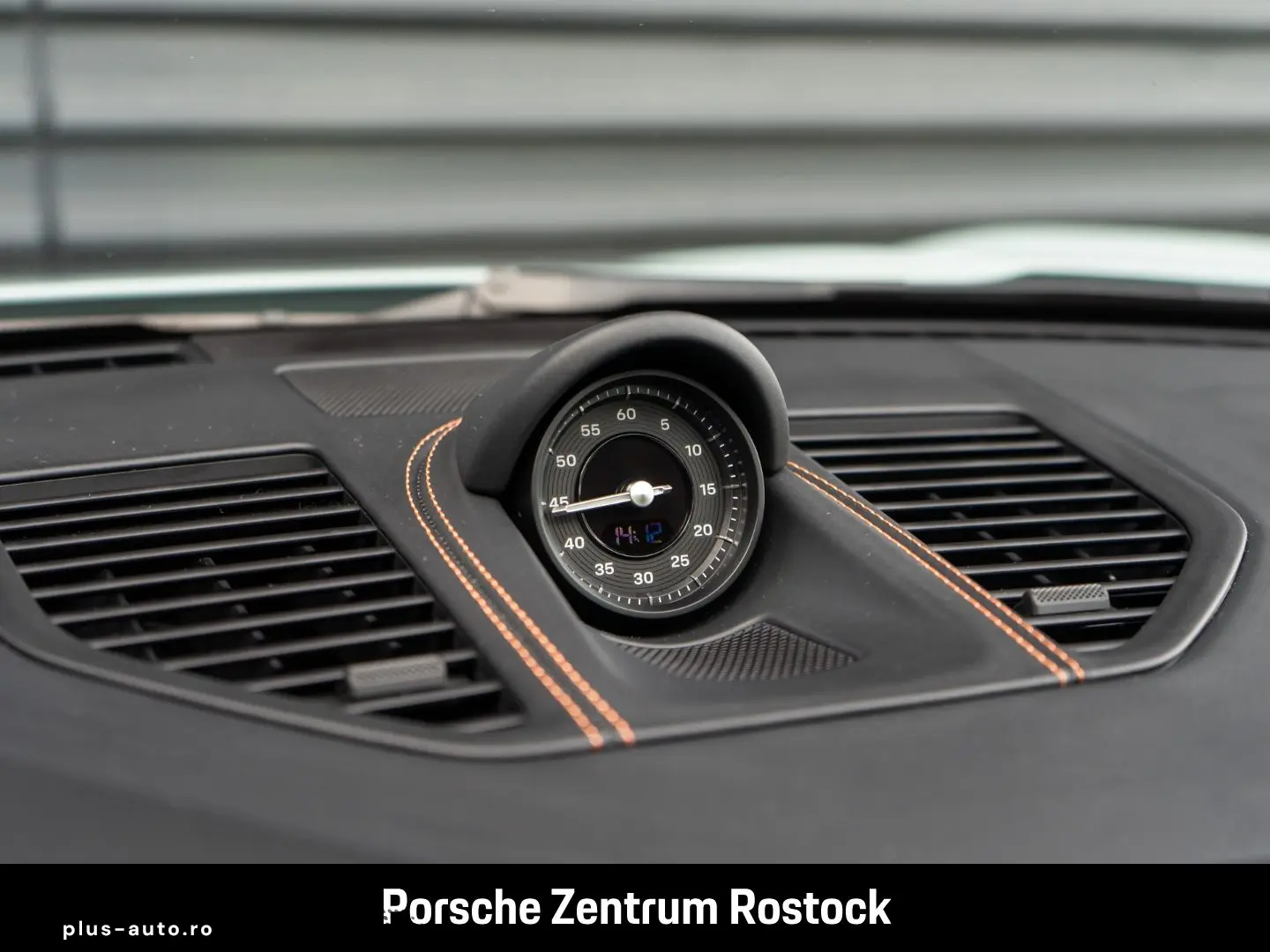 PORSCHE 992 911 Targa 4 GTS