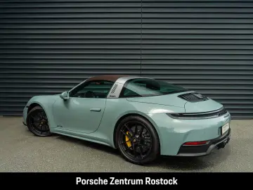 PORSCHE 992 911 Targa 4 GTS