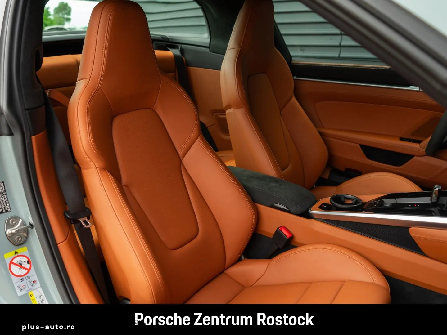 PORSCHE 992 911 Targa 4 GTS