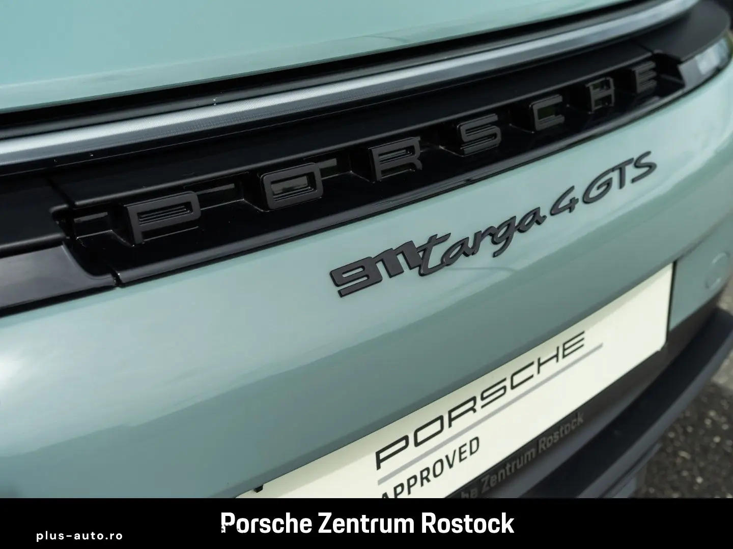 PORSCHE 992 911 Targa 4 GTS