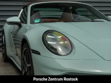 PORSCHE 992 911 Targa 4 GTS