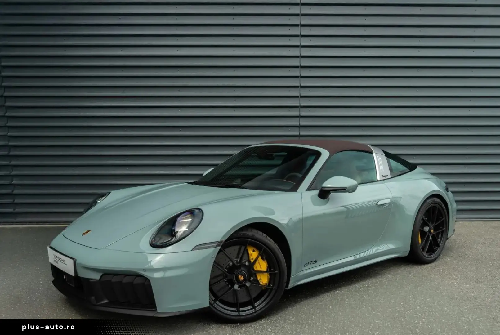 PORSCHE 992 911 Targa 4 GTS