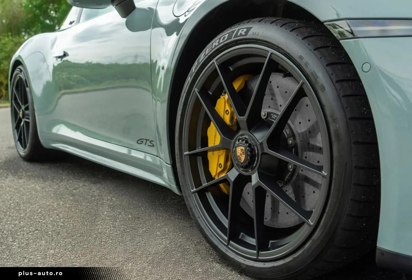 PORSCHE 992 911 Targa 4 GTS