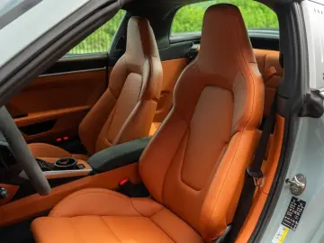 PORSCHE 992 911 Targa 4 GTS