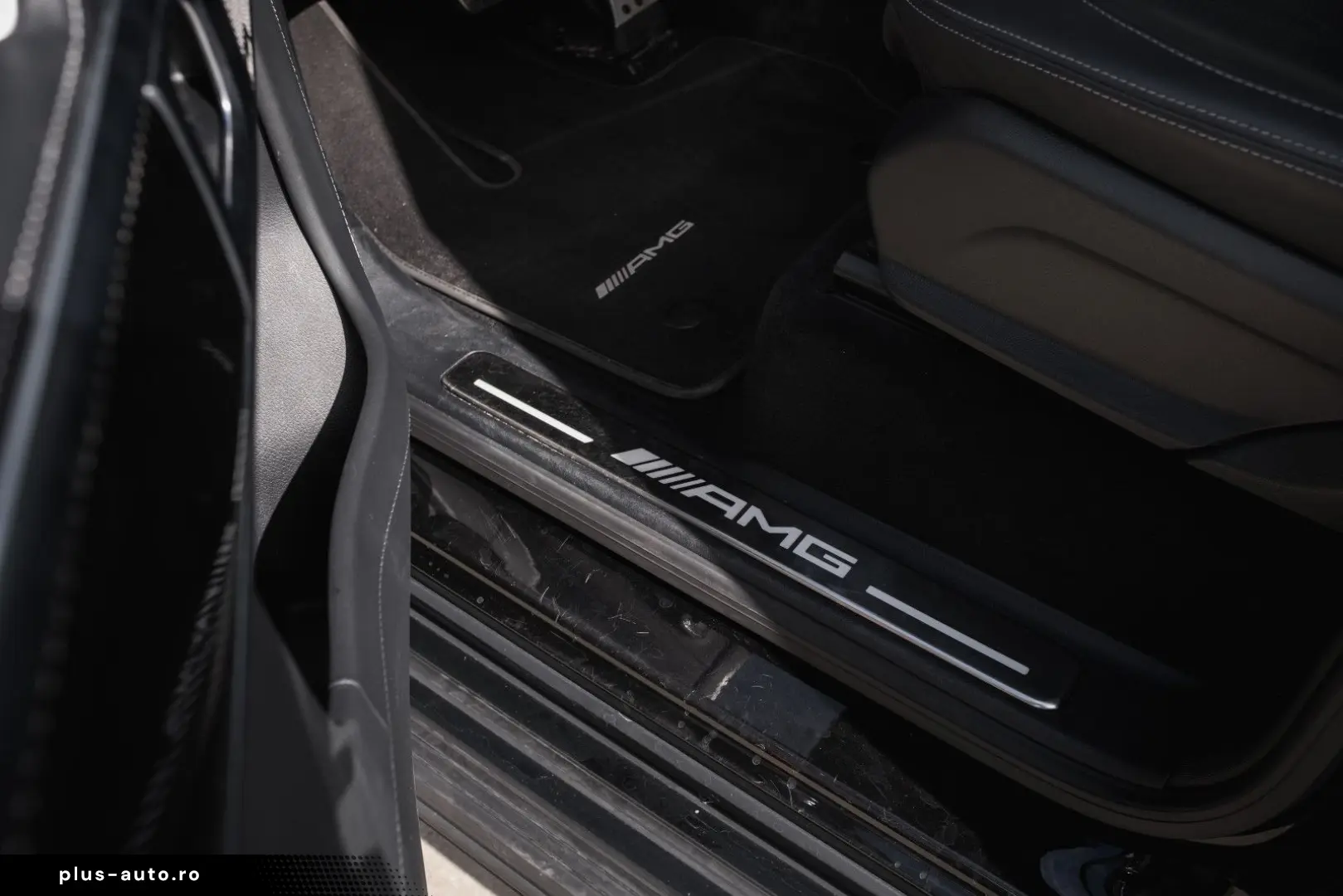 MERCEDES-BENZ G 63 AMG-Perform.Paket-Superior-NightP.-Carbon