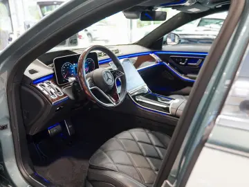 MERCEDES-BENZ S 680 MAYBACH
