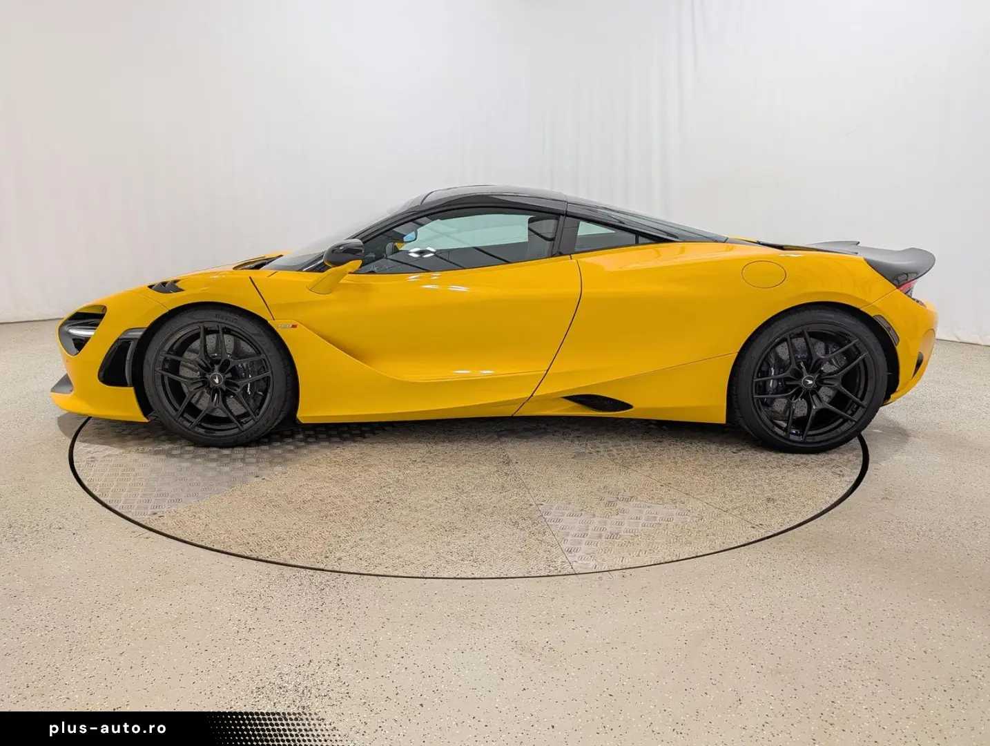 MCLAREN Coupé VOLCANO