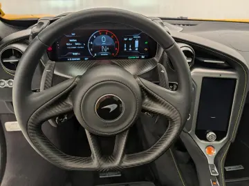 MCLAREN Coupé VOLCANO