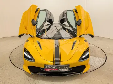 MCLAREN Coupé VOLCANO