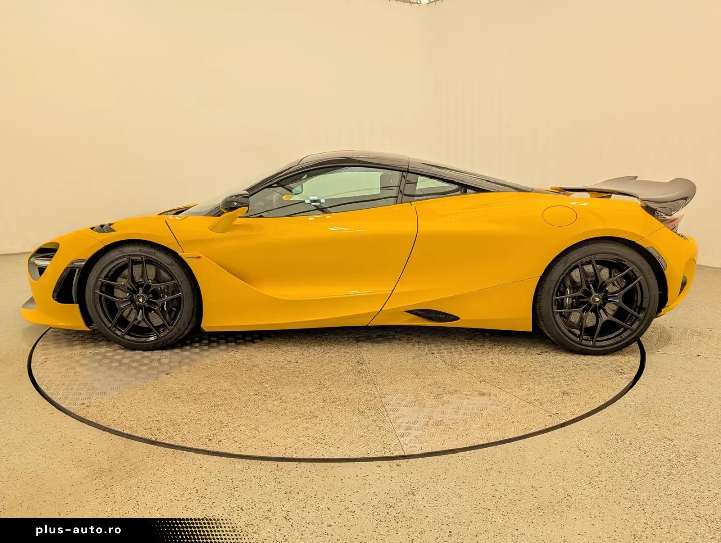 MCLAREN Coupé VOLCANO