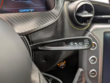 MCLAREN Coupé VOLCANO