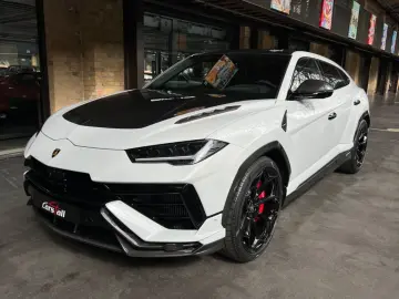 LAMBORGHINI Urus Performante Full Carbon Rear Seat Entertain