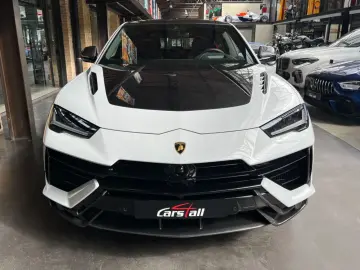 LAMBORGHINI Urus Performante Full Carbon Rear Seat Entertain