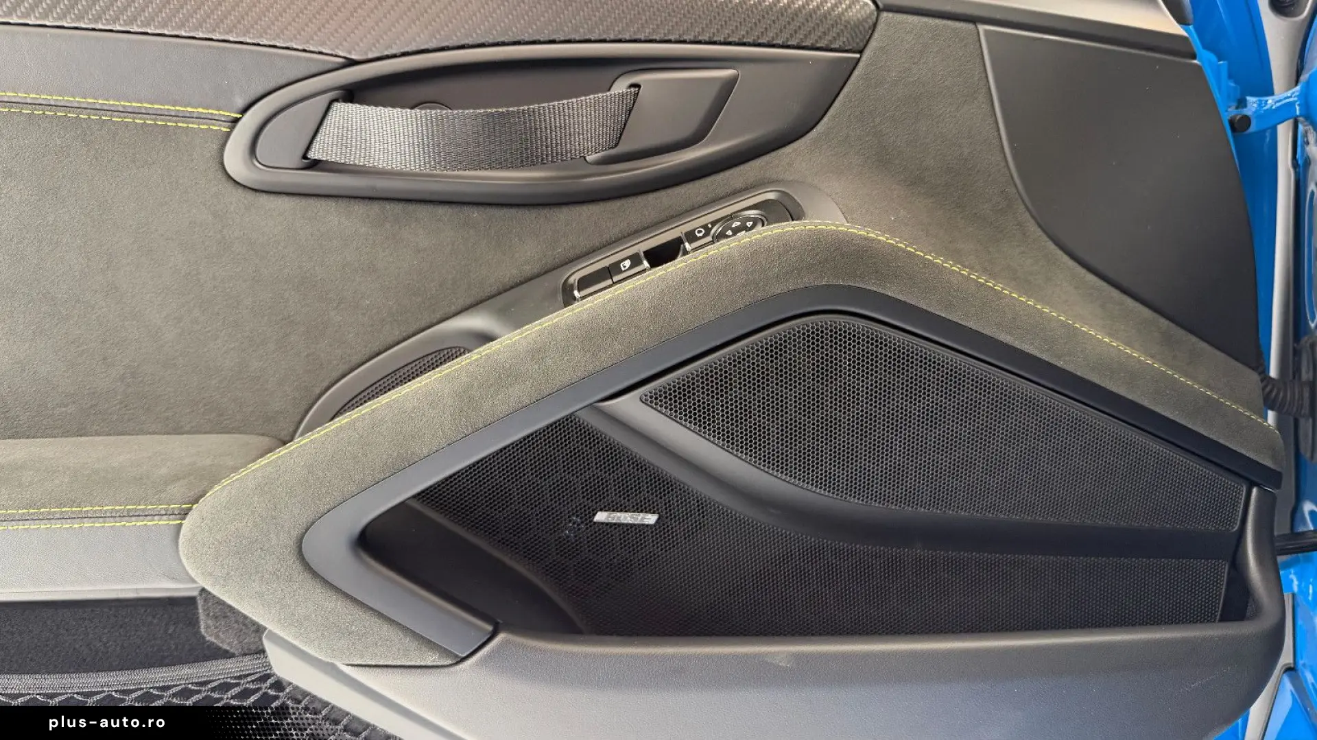 PORSCHE 718 GT4 RS Lift Clubsport Approved