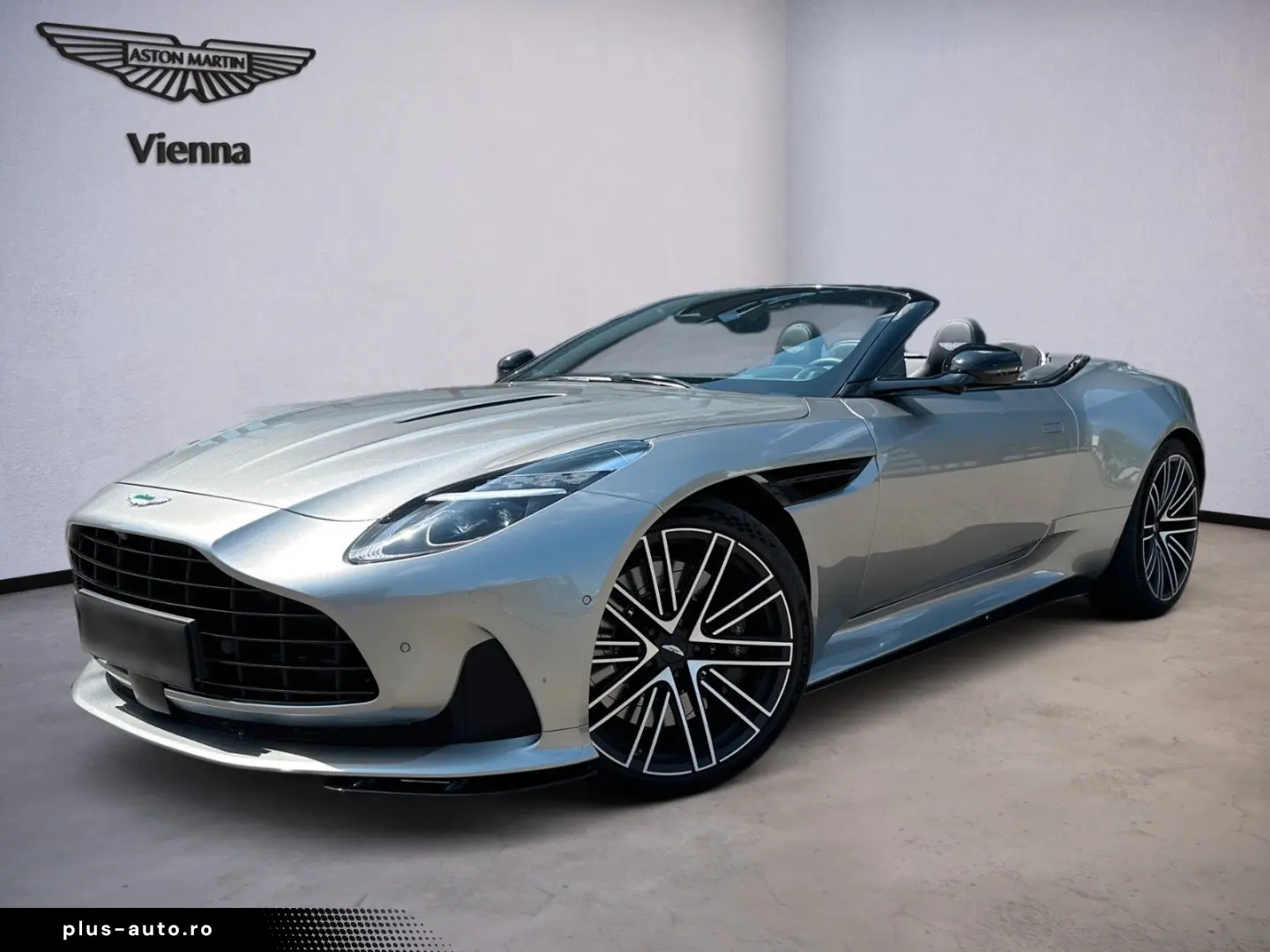ASTON MARTIN DB12 2025
