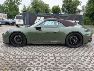 PORSCHE 911 Carrera GTS T-Hybrid Cabrio PTS Manufaktur