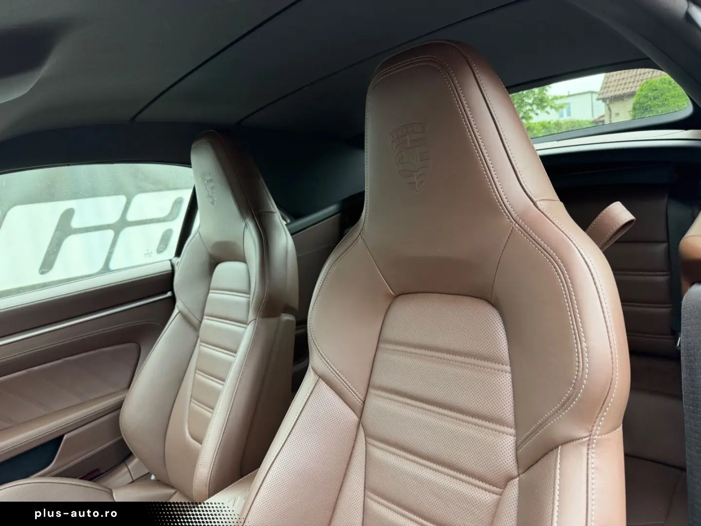 PORSCHE 911 Carrera GTS T-Hybrid Cabrio PTS Manufaktur