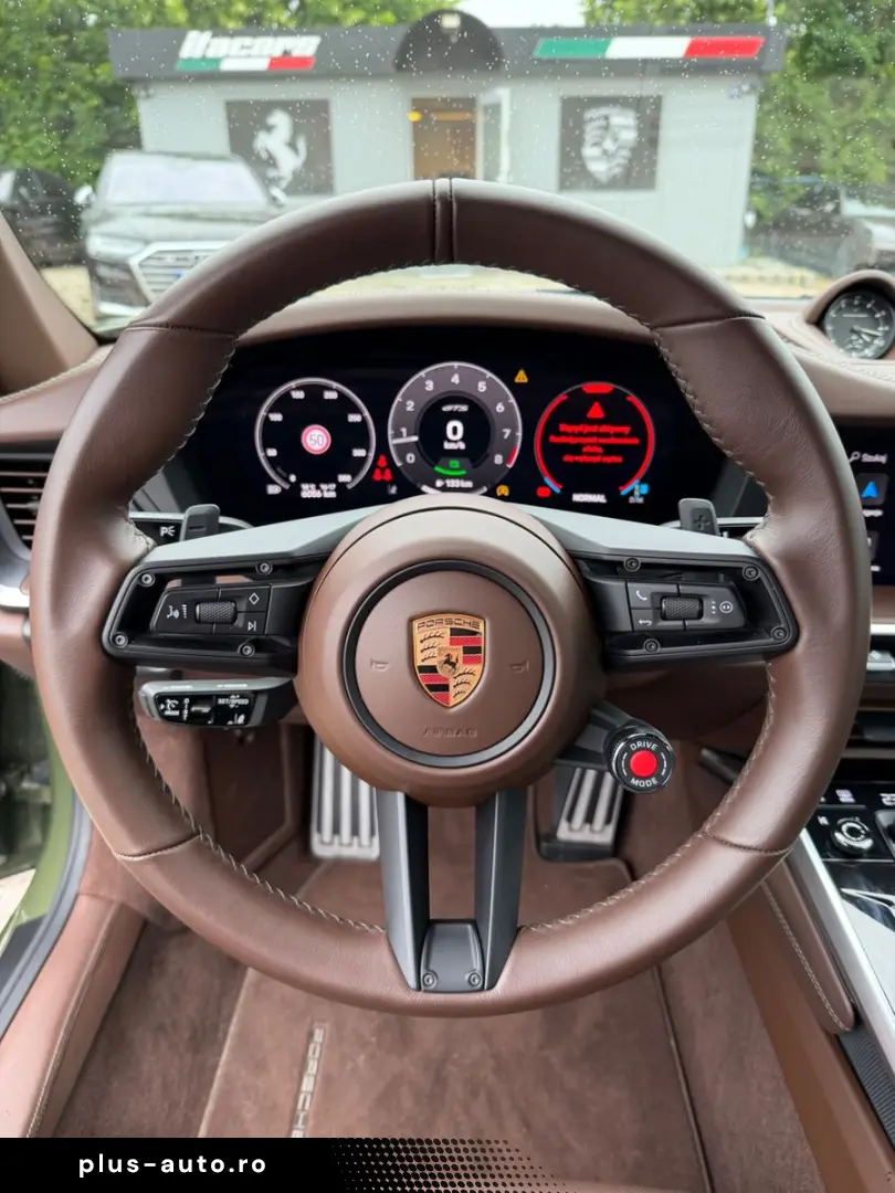 PORSCHE 911 Carrera GTS T-Hybrid Cabrio PTS Manufaktur
