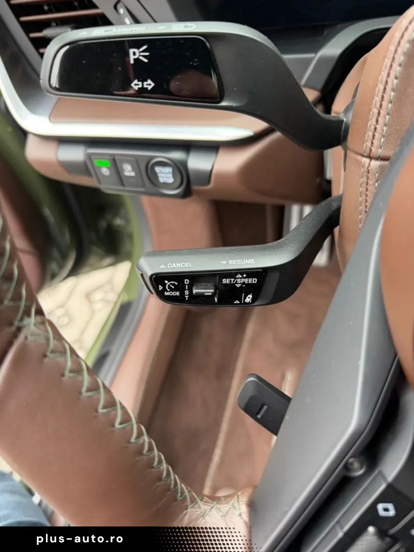 PORSCHE 911 Carrera GTS T-Hybrid Cabrio PTS Manufaktur