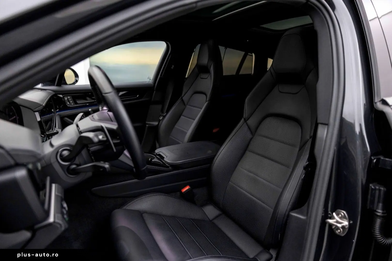 PORSCHE PANAMERA 4S E-HYBRID SPORTDESIGN VOLL!