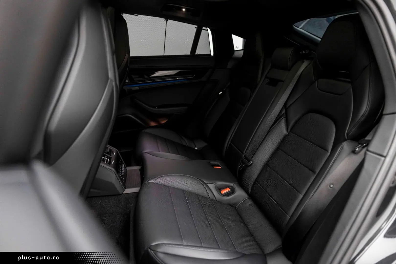 PORSCHE PANAMERA 4S E-HYBRID SPORTDESIGN VOLL!