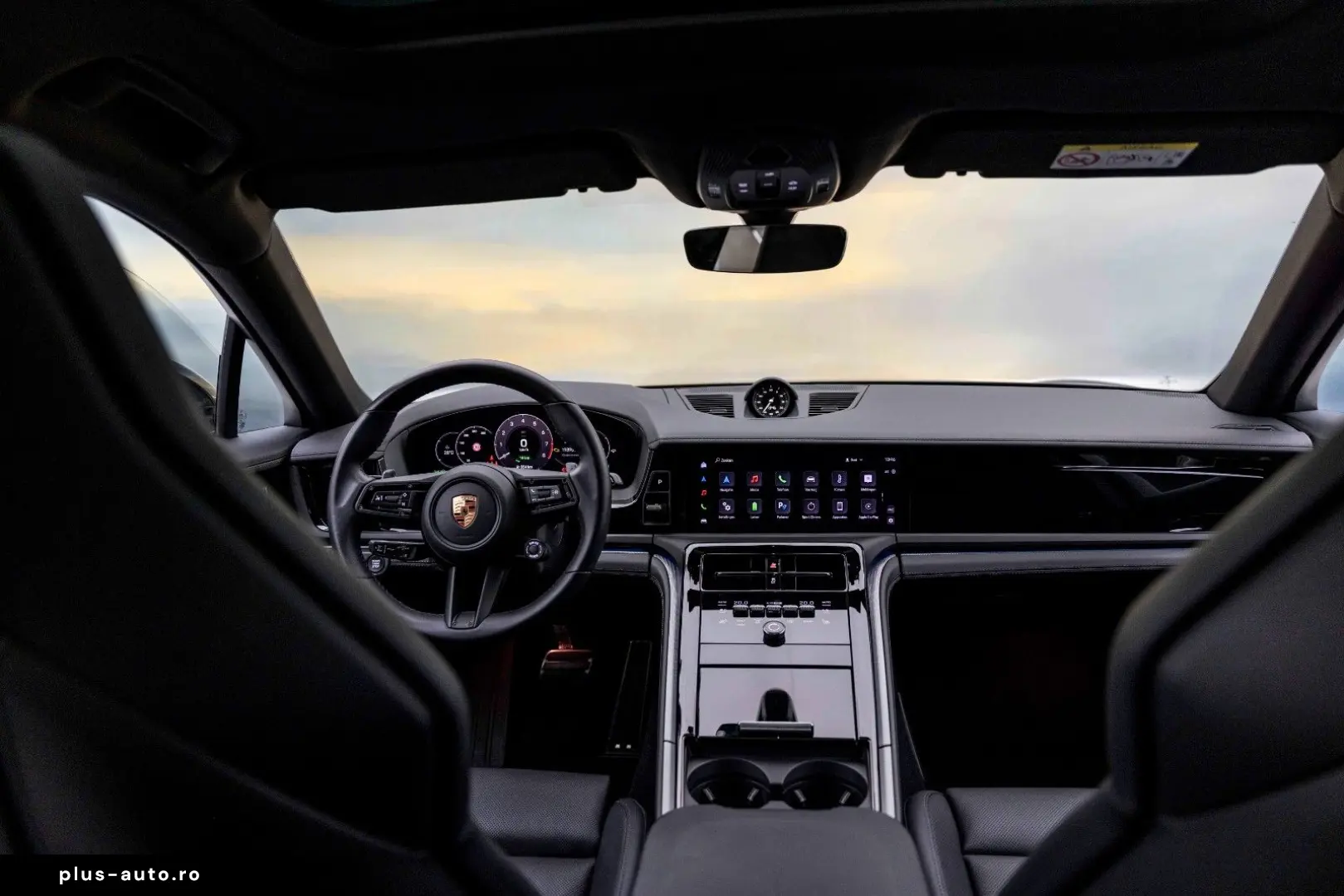 PORSCHE PANAMERA 4S E-HYBRID SPORTDESIGN VOLL!