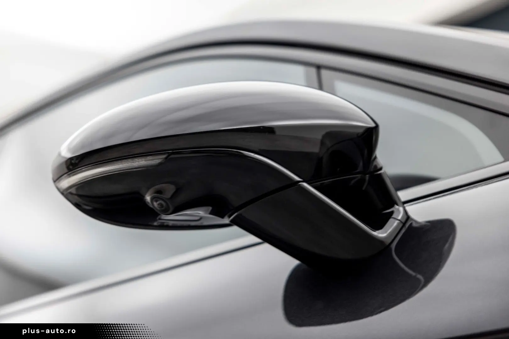 PORSCHE PANAMERA 4S E-HYBRID SPORTDESIGN VOLL!