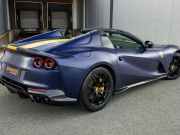 FERRARI 812 GTS - Blu Le Mans Opaco - Full Carbon - Full