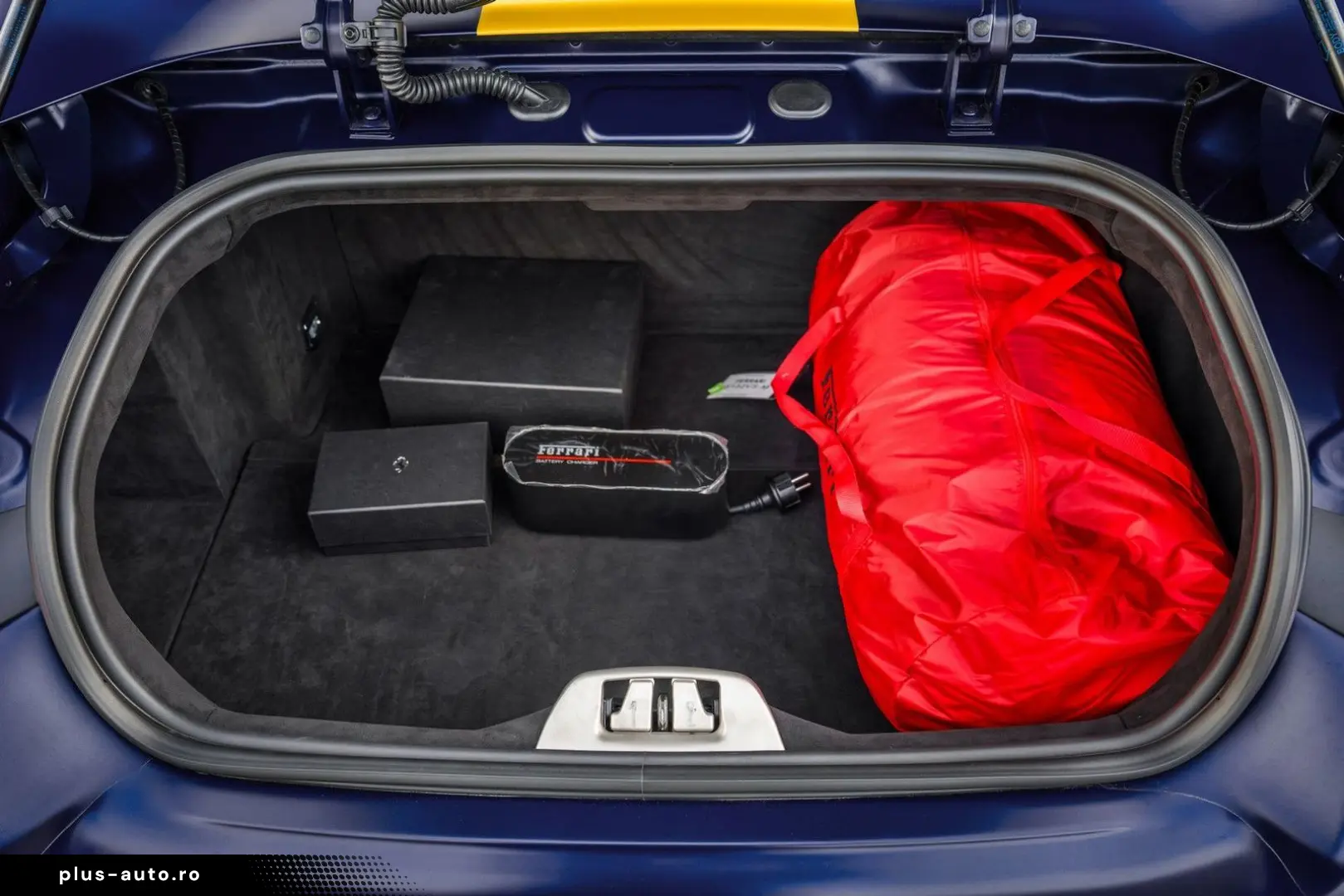 FERRARI 812 GTS - Blu Le Mans Opaco - Full Carbon - Full