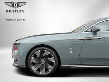 ROLLS ROYCE Spectre Launch Paket Starlight 23  Zoll Bespoke